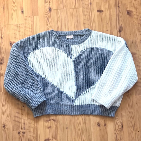 Pink Lily Love Me Now Heart Sweater Size Medium Good Condition - Picture 3 of 9